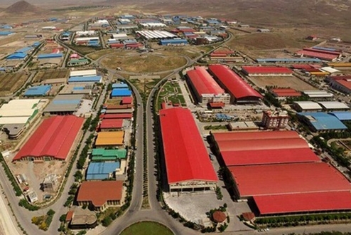 تمدید مشوق‌ سرمایه گذاری در شهرک‌های صنعتی تا پایان سال / استمرار کاهش ۱۰ درصدی بخش نقدی قراردادها