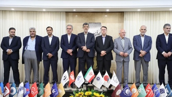 بزرگداشت روز ملی صنعت و معدن و تجلیل از ۴۵ واحد نمونه صنعتی و معدنی استان یزد